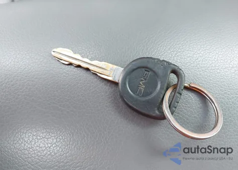 2004 GMC Envoy Slt из США, поврежденный, VIN 1GKDS13S342371795